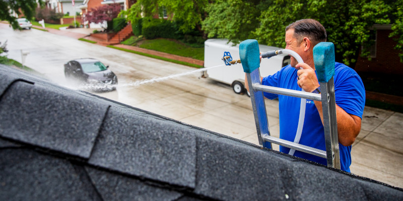 Roof Cleaning in Topeka, Kansas
