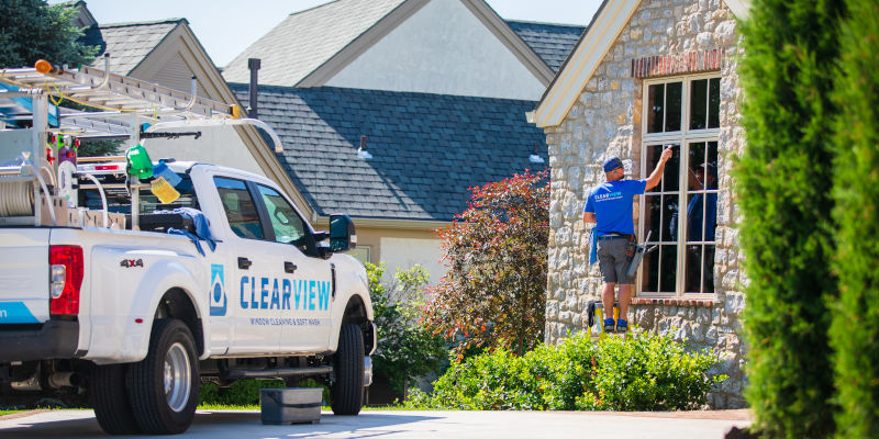 House Pressure Washing in Topeka, Kansas