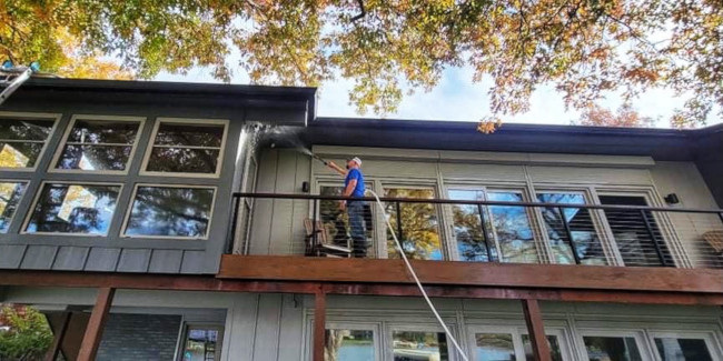 Gutter Cleaning in Lawrence, Kansas